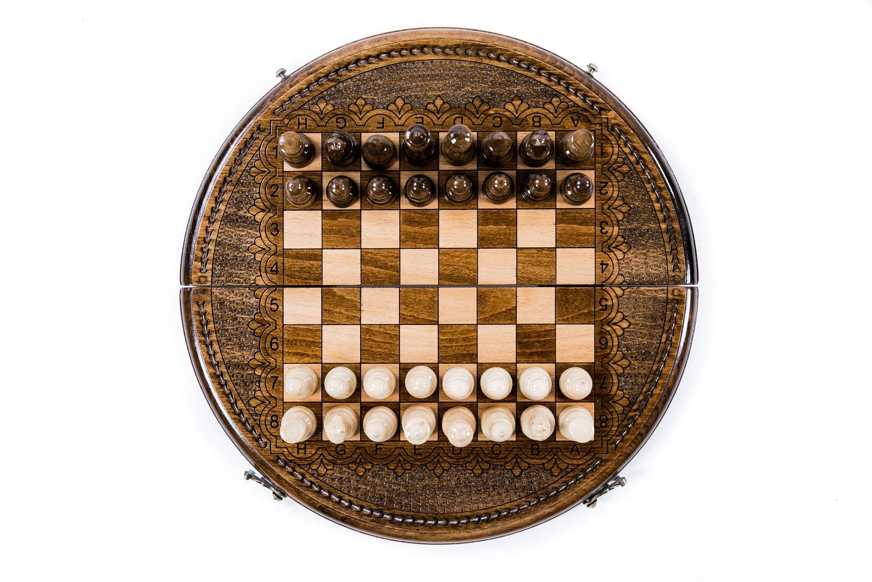 Discover the beauty of chess with a set that stands out for its circular board design, offering a new perspective on strategy and play.