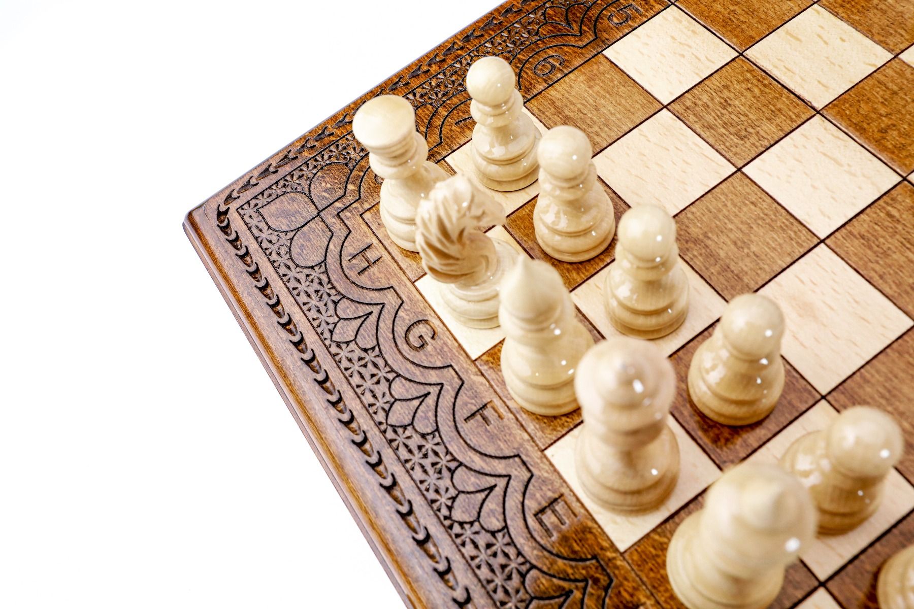 A testament to skilled artisanship, this unique wooden chess set invites players to explore the game within a framework of creativity, elegance, and tradition.